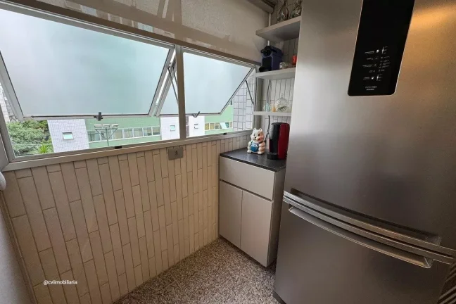 Imagem Este espaçoso apartamento de 95 metros quadrados está localizado no prestigiado bairro Funcionári...