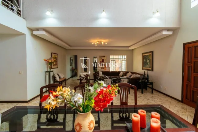 Imagem Imagine viver em uma casa onde cada detalhe foi pensado para elevar sua qualidade de vida. São 700m...