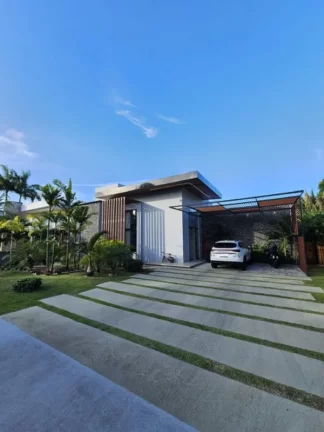 Imagem A 5ª Avenida imóveis selecionou essa Casa Moderna e Térrea no Condomínio Vida Marina em Busca Vida, 3 Suítes, Piscina c/ Cascata e Área Gourmet:
