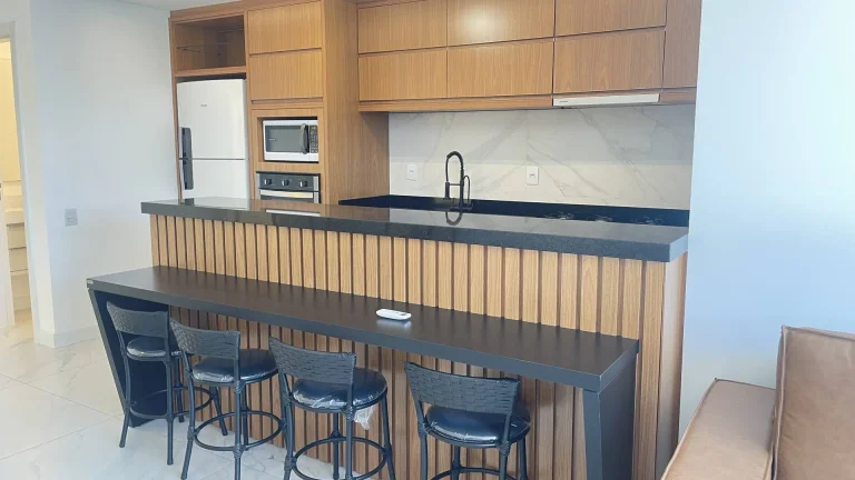 Imagem Locação Anual em Jurerê Internacional Apartamento Mobiliado 3 Suítes