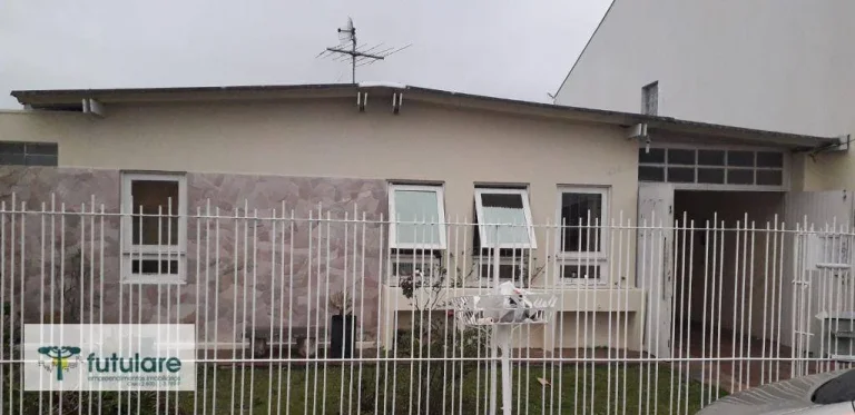 Imagem Casa com 4 dormitórios à venda, 380 m² por R$ 950.000,00 - Xaxim - Curitiba/PR