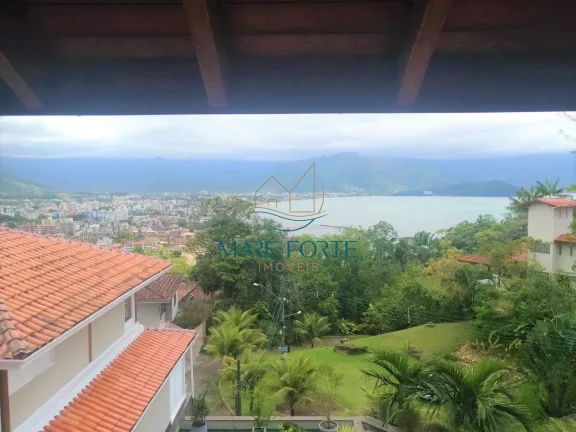 Imagem LINDA CASA COM DESLUMBRANTE VISTA EM CONDOMINIO DE ALTO PADRÃO!