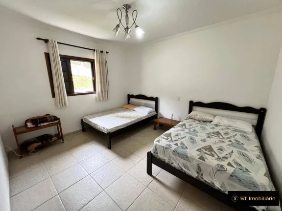Imagem Chácara à venda em Condomínio - Piracaia/SP Fácil Acesso, por R$1.080.000!