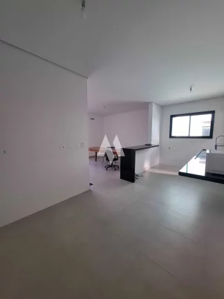 Imagem Casa à venda no bairro Encruzilhada - Santos/SP