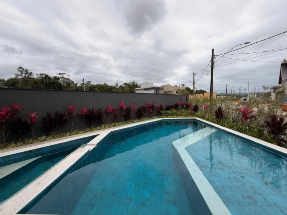 Imagem Casa para Venda em Peruíbe, Jardim Márcia, 6 dormitórios, 6 suítes, 2 banheiros, 4 vagas