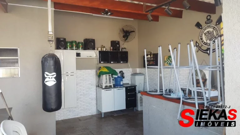 Imagem Imperdível: Casa à venda em São Paulo-SP, Burgo Paulista, 3 quartos, 1 sala, 1 vaga de garagem, 150m² de área.