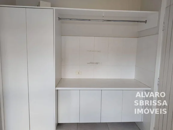 Imagem Casa com 3 dormitórios 1 suíte no Condomínio Portal de Itu I em Itu SP com 370 m2 localização privilegiada dentro do Condomínio