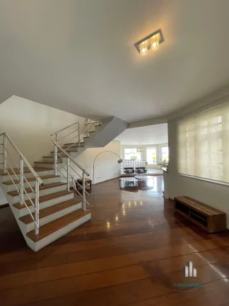 Imagem Casa em Condomínio de Alphaville para Locação com 4 Suítes e 4 Vagas