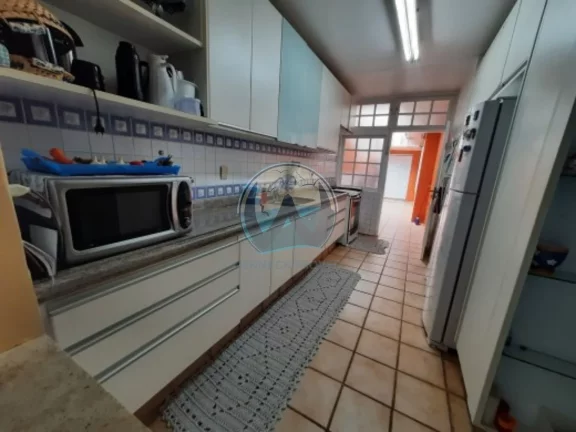 Imagem Residência de Luxo à Venda em Ubatuba-SP na Cobiçada Lagoinha: 5 Quartos, 5 Suítes, 3 Salas, 1 Banheiro, 4 Vagas, 400m²
