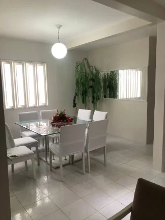 Imagem Casa à venda em Jabotiana, 4 quartos e 3 suítes - Confira!