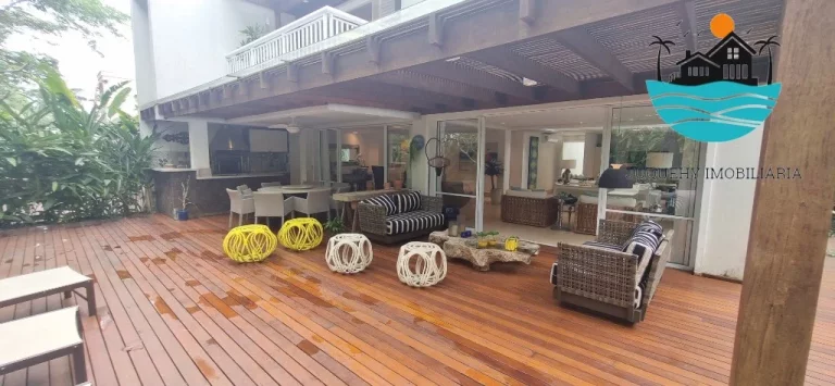 Imagem Raízes de Juquehy - Casa para Aluguel de Temporada - 4 suítes, acom. 10 pessoas, área gourmet coberta, Tênnis, piscina, sauna| Juquehy Imobiliária
