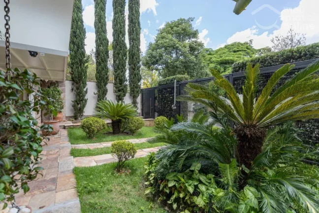 Imagem Casa com 545m2, 5 dormitórios (4 suítes) e 5 vagas a venda no Alto da Lapa, São Paulo