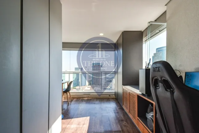 Imagem Studio de Luxo à Venda em Pinheiros - São Paulo-SP: 1 Quarto, 2 Salas, 1 Banheiro, 1 Vaga, 49m² de Pura Elegância!