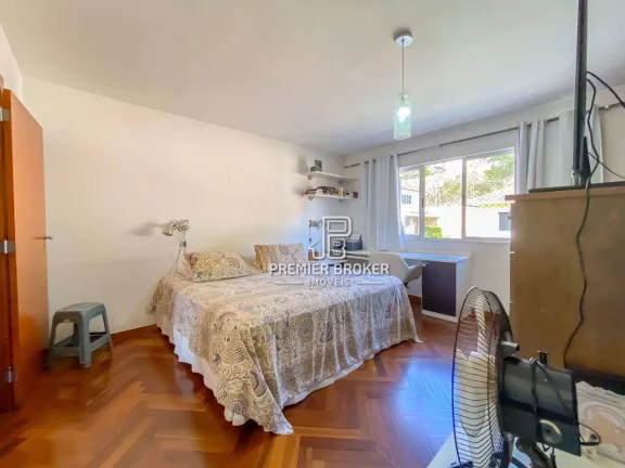 Imagem Casa com 04 dormitórios à venda, 122 m² por R$ 900.000 - Araras - Teresópolis/RJ