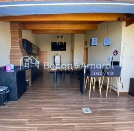 Imagem Oportunidade imperdível em Valinhos! Linda cobertura com 3 quartos, sendo 1 suíte, espaçosa e bem...
