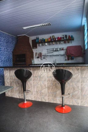 Imagem Ótimo sobrado de 350m² com 3 dorm. e 2 suítes - Cidade Nova, Jundiaí/SP