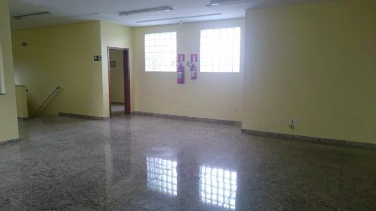 Imagem Prédio para Venda em Santo André / SP no bairro Vila São Pedro