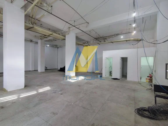 Imagem Ponto Comercial Estratégico no Rudge Ramos com 274m² e Alto Fluxo