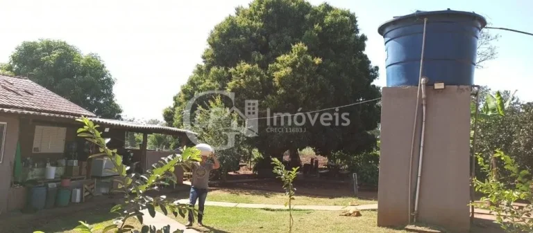 Imagem Chácara à venda em Terenos-MS, Zona Rural: 5 quartos, 1 suíte, 2 salas, 3 banheiros, 180m² de área!