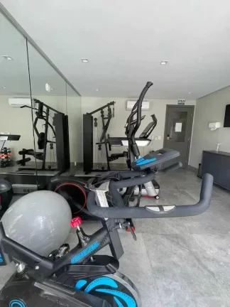 Imagem Apartamento com 3 suítes e 2 vagas de garagem há 250m2 do mar no Centro de Balneário Camboriú