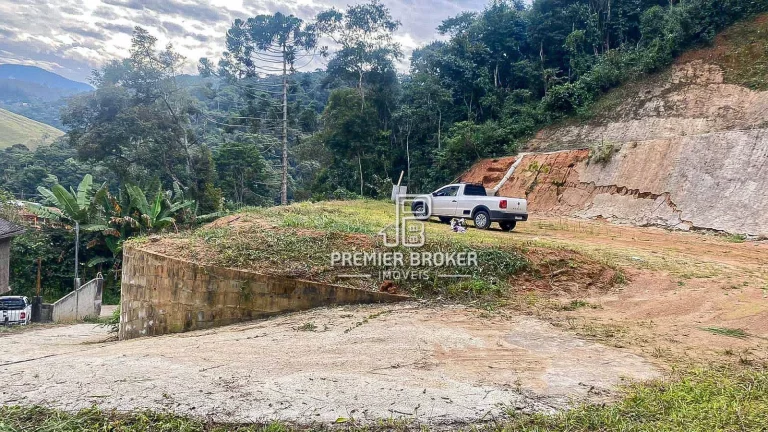 Imagem Terreno à venda, 5188 m² por R$ 380.000,00 - Três Córregos - Teresópolis/RJ