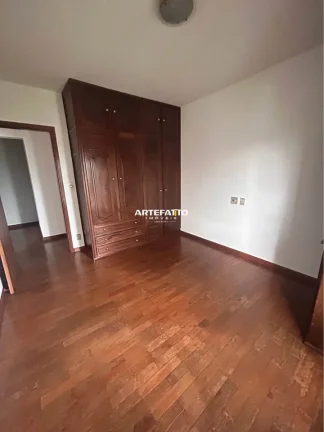 Imagem Apartamento no Ed José Russo com 04 dormitórios