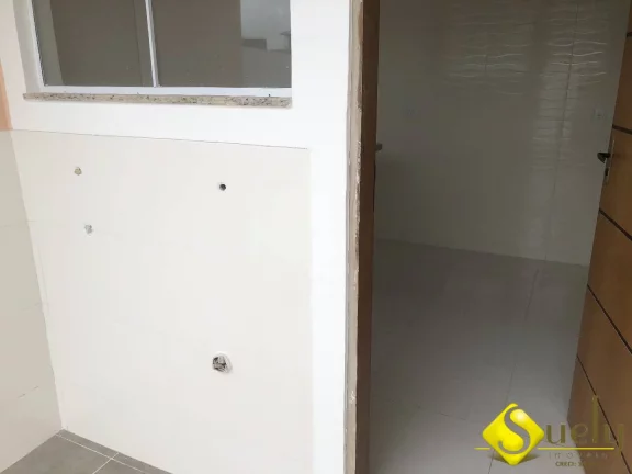 Imagem Lindo sobrado em terreno de esquina com dois quartos!
