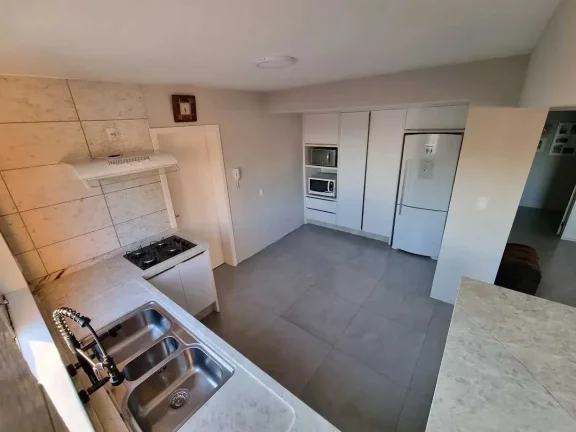 Imagem Apartamento com 4 dormitórios sendo 1 suíte e 1 vaga no Centro de Itajaí