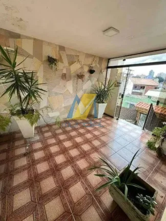 Imagem Sobrado com duas construções no mesmo terreno - versatilidade e conforto