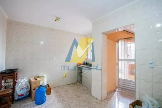 Imagem Casa térrea com excelente distribuição e total privacidade