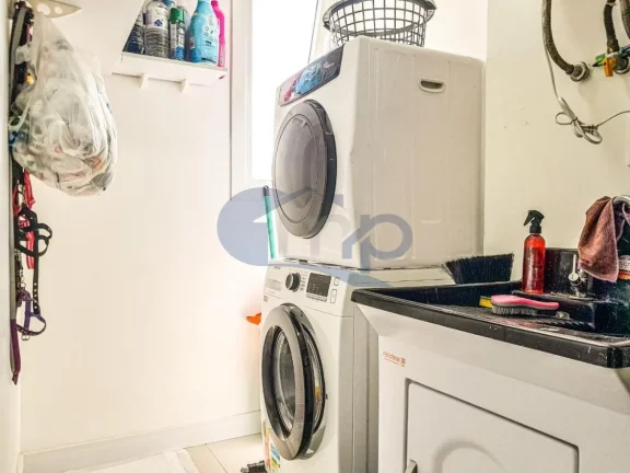 Imagem Apartamento á venda com 2 dormitórios no centro de Torres/RS