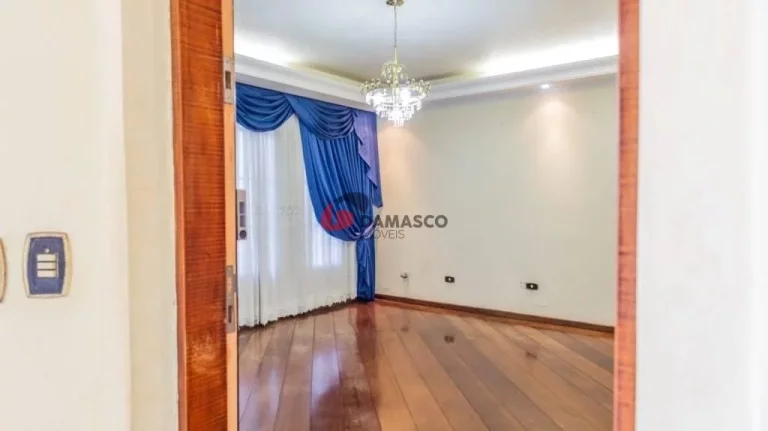 Imagem Sobrado à venda 3 Quartos, 3 Suítes, 4 Vagas, 350 m², Jardim São Caetano, São Caetano do Sul - SP