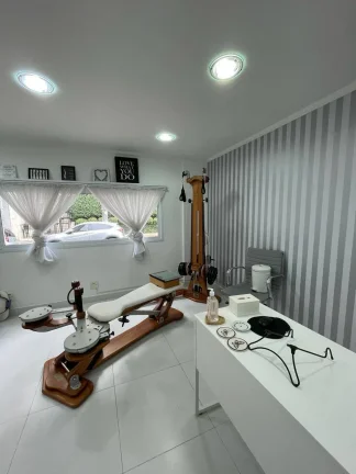 Imagem Casa Comercial Itaim Bibi - 200M², 8 Salas, 5 Banheiros