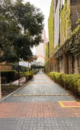 Imagem Apartamento de 30m², totalmente reformado e mobiliado. Conta com 1 dormitório sendo suíte, ambien...