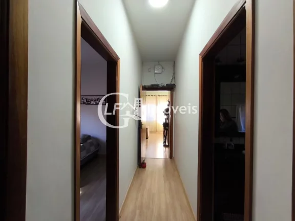 Imagem Impecável residência à venda em Campo Grande-MS, Jardim dos Estados: 3 quartos, 1 suíte, 2 salas, 2 banheiros, com edícula, 4 vagas de garagem, 210m².