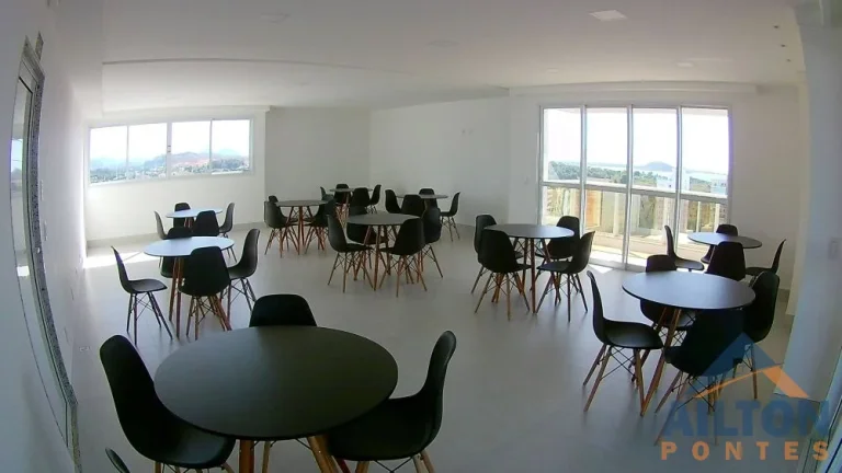 Imagem Apartamento Casa com 2 Quartos na Quadra do Mar na Praia do Morro - Guarapari/ES