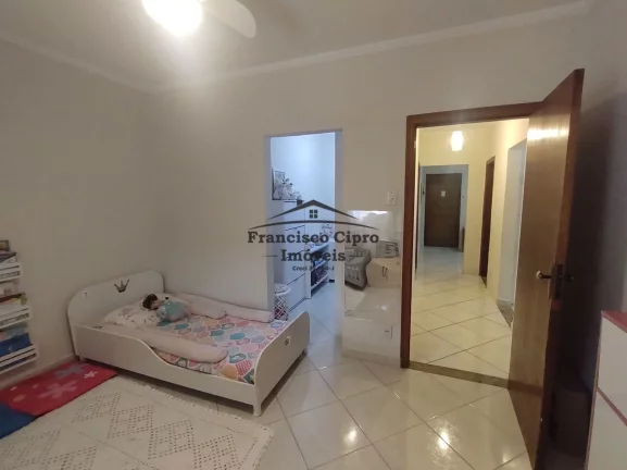 Imagem Casa à venda no bairro Jardim do Vale - Guaratinguetá/SP