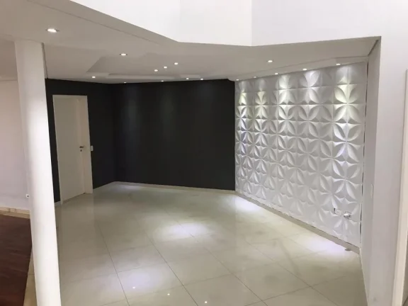 Imagem Casa no Res. Alpha PLUS 359m²