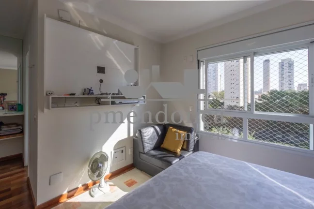Imagem Apartamento na Vila Romana com 3 suítes e 3 vagas, 153m²