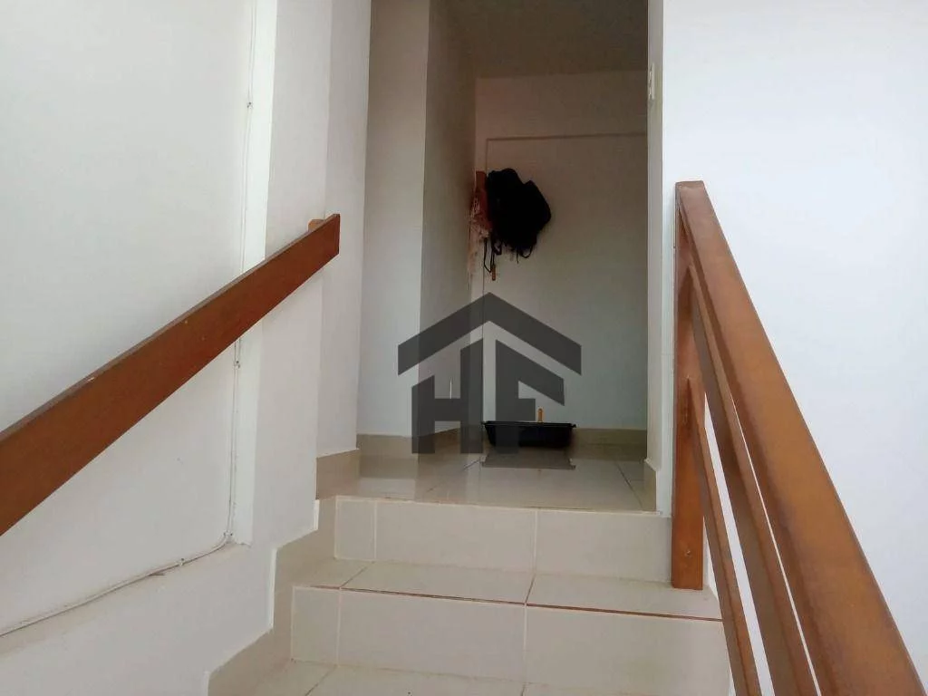 Imagem Casa com 4 Quartos à Venda, 175 m² em Encruzilhada - Recife