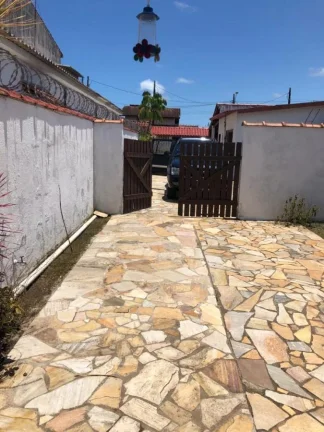 Imagem Casa para Venda em Itanhaém, Vila Tupi, 3 dormitórios, 1 banheiro, 2 vagas