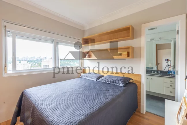 Imagem Apartamento em Perdizes com 03 suítes e 04 vagas, 166m²