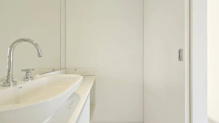 Imagem Apartamento com 1 dormitório à venda, 43 m² por R$ 455.000,00 - Alphaville - Barueri/SP