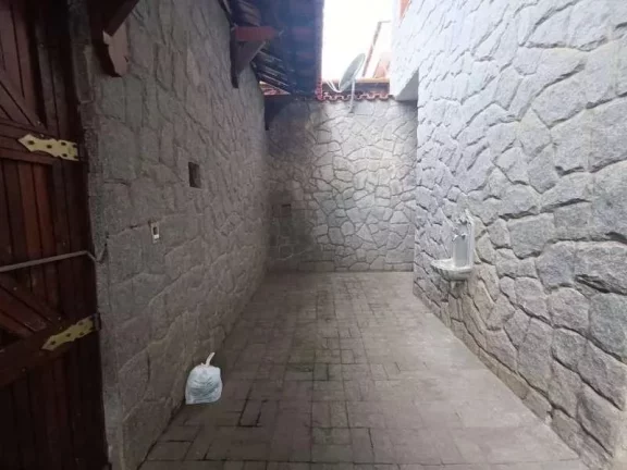 Imagem Casa aconchegante com escritório, três dormitórios, banheira e closet no bairro Boa Vista