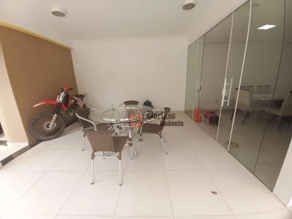 Imagem Sobrado com 4 dormitórios à venda, 343 m² por R$ 1.650.000,00 - Jardim Paulista - Atibaia/SP