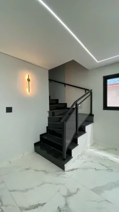 Imagem SOBRADO COM 3 DORMITÓRIOS À VENDA, 167 M² POR R$ 1.060.000,00 - AVIAÇÃO - PRAIA GRANDE/SP