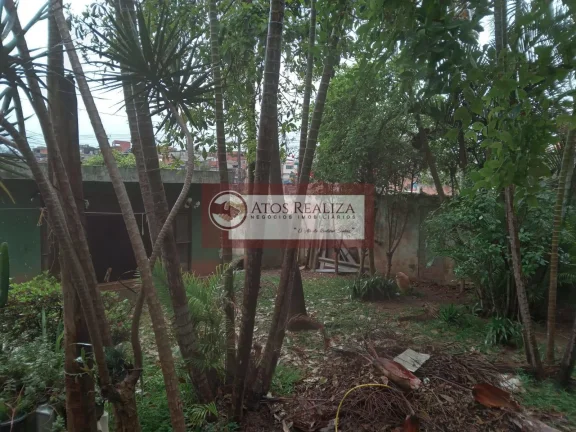 Imagem OPORTUNIDADE: Casa a venda no residencial Cocia. Vendo casa no residencial Cocaia, em um terreno de 252M² casa de esquina, com 2 Dormitórios, 2 banheiros, 2 Vagas de garagem, quintal amplo, canil separado. Valor de oportunidade, R$ 450k aceita financiamen