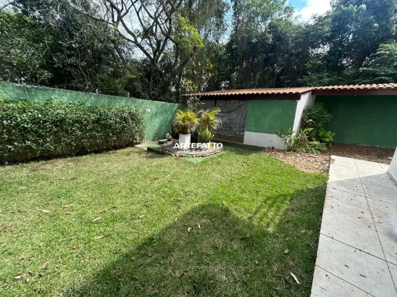 Imagem Alugo casa em condomínio São 4 dormitórios, sendo 2 suítes, além de 3 banheiros,