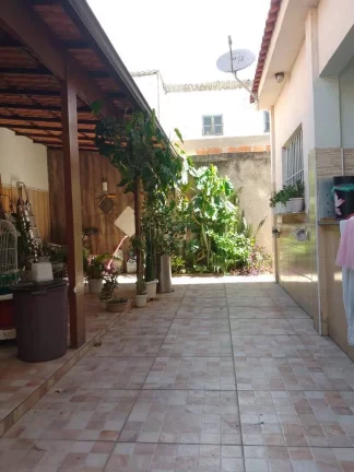 Imagem VENDO ÓTIMA CASA 156M² RUA LOURIVAL SAISSE BANGU - RJ