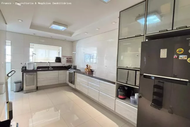 Imagem Apartamento para Venda em Santo André, Jardim Bela Vista, 3 dormitórios, 1 suíte, 3 banheiros, 2 vagas